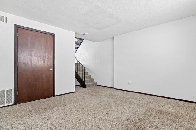 5636 Brookdale Drive N, Brooklyn Park, MN 55443