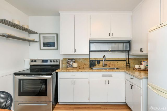 1325 Church Street A, San Francisco, CA 94114