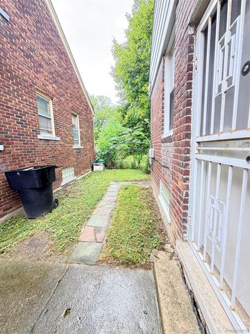 9283 Birwood Street, Detroit, MI 48204