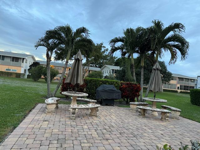 22 Andover A, West Palm Beach, FL 33417