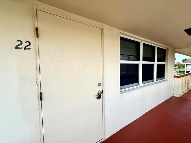 22 Andover A, West Palm Beach, FL 33417