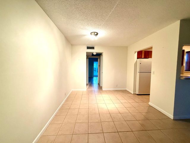 22 Andover A, West Palm Beach, FL 33417