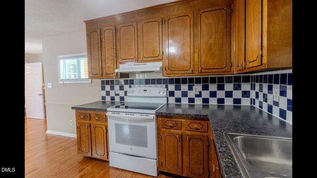906 Andersonwood Drive, Fuquay Varina, NC 27526