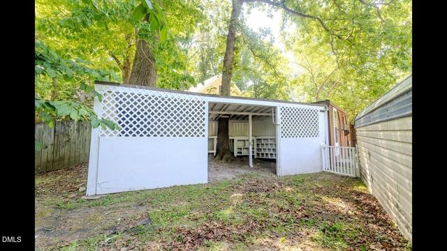 906 Andersonwood Drive, Fuquay Varina, NC 27526