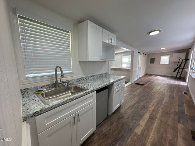 906 Andersonwood Drive, Fuquay Varina, NC 27526