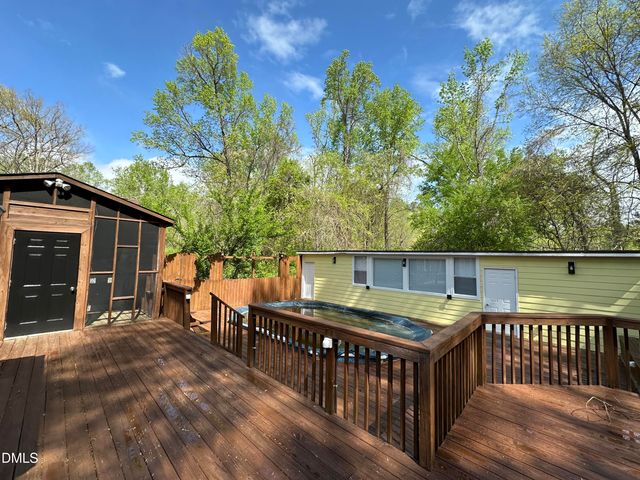 906 Andersonwood Drive, Fuquay Varina, NC 27526