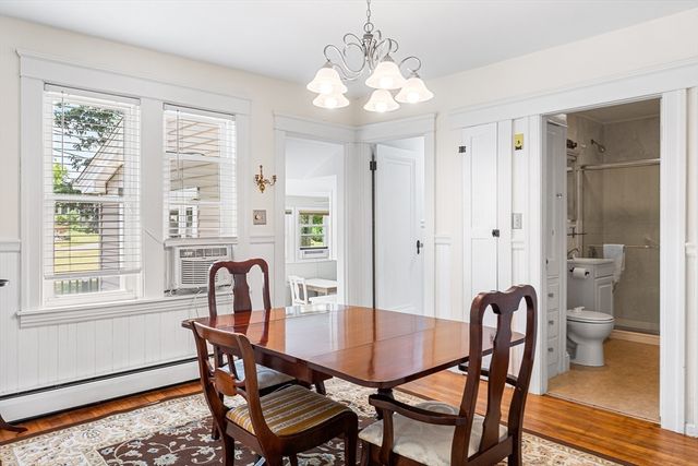 43 Lake Ave, Leicester, MA 01524