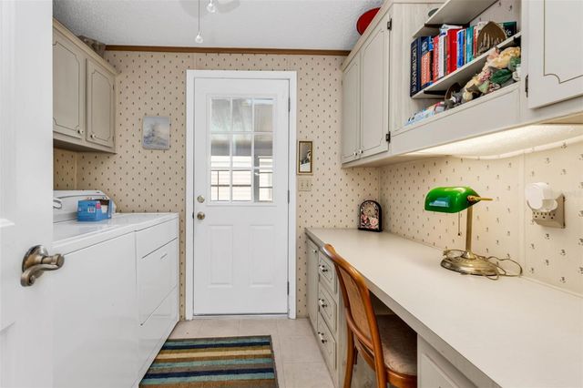 415 TARDE LOGO CIRCLE, North Port, FL 34287