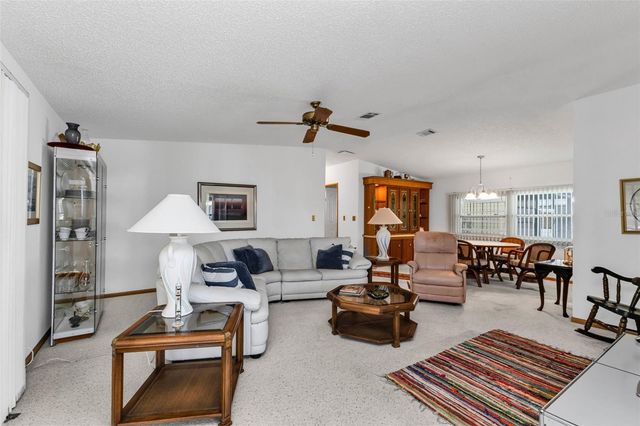 415 TARDE LOGO CIRCLE, North Port, FL 34287