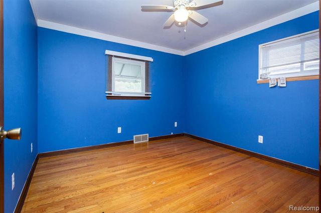 28100 Garfield Street, Roseville, MI 48066