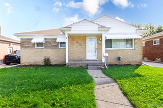 28100 Garfield Street, Roseville, MI 48066