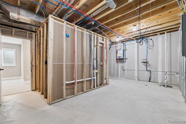 2315 Gilder Drive, Howell, MI 48843