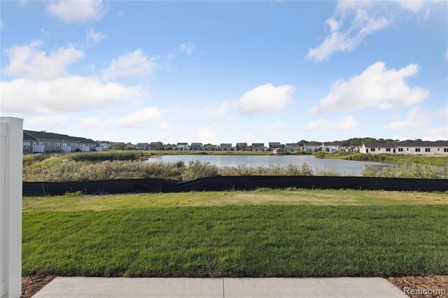 2315 Gilder Drive, Howell, MI 48843