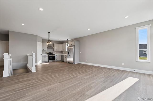 2315 Gilder Drive, Howell, MI 48843