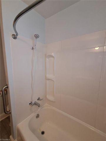 445 E Devonshire Street, Winston-salem, NC 27127