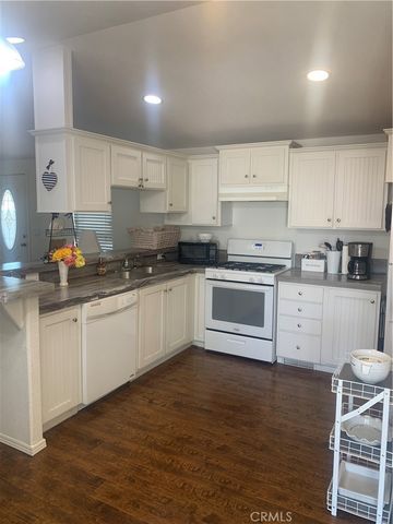 1600 S San Jacinto Ave 16, San Jacinto, CA 92583