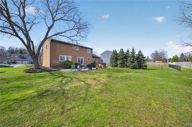 8598 Nazareth Drive, Cicero, NY 13039
