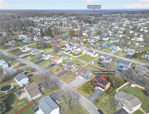 8598 Nazareth Drive, Cicero, NY 13039