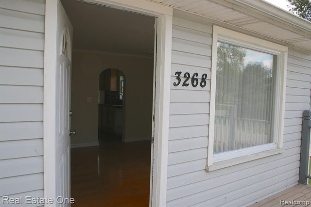 3268 Troy Drive, Troy, MI 48083