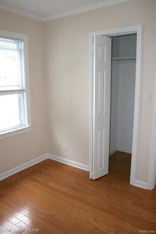 3268 Troy Drive, Troy, MI 48083