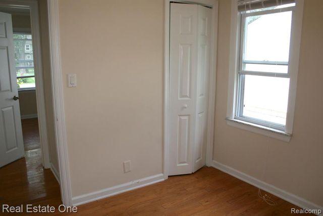 3268 Troy Drive, Troy, MI 48083