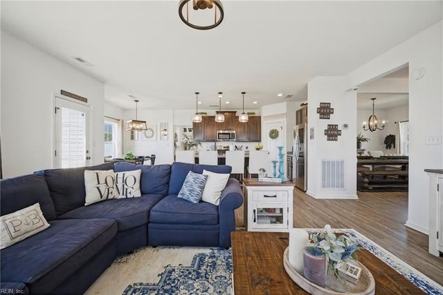 131 Homestead LN, Moyock, NC 27958