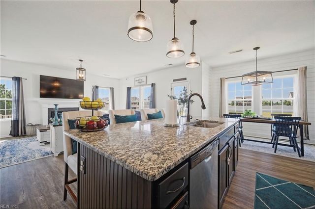 131 Homestead LN, Moyock, NC 27958