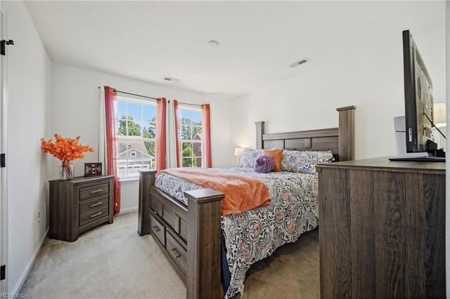131 Homestead LN, Moyock, NC 27958