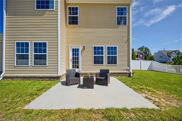 131 Homestead LN, Moyock, NC 27958