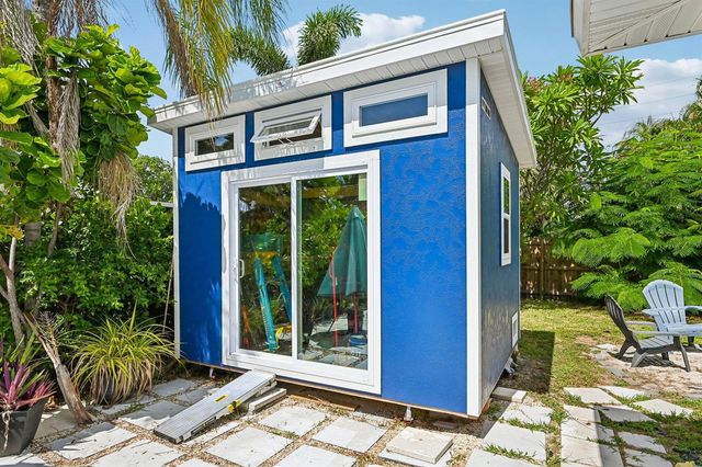 2304 SE 13TH Court, Pompano Beach, FL 33062