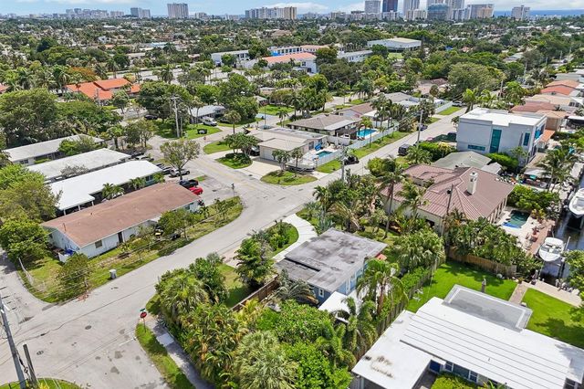 2304 SE 13TH Court, Pompano Beach, FL 33062