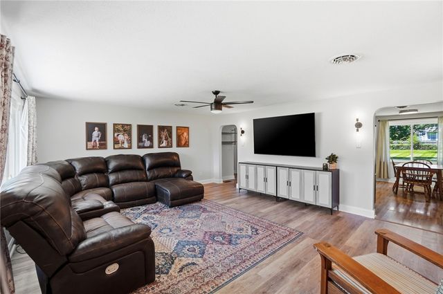 9095 N Bunnell Hill Road, Clearcreek Twp, OH 45458