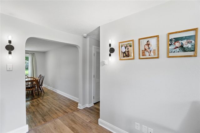 9095 N Bunnell Hill Road, Clearcreek Twp, OH 45458
