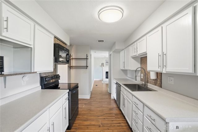9095 N Bunnell Hill Road, Clearcreek Twp, OH 45458