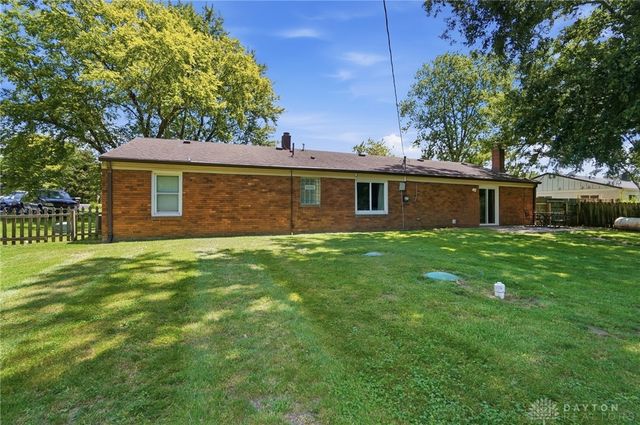 9095 N Bunnell Hill Road, Clearcreek Twp, OH 45458