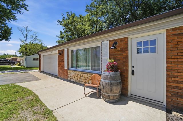 9095 N Bunnell Hill Road, Clearcreek Twp, OH 45458