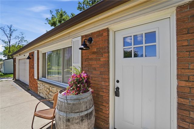 9095 N Bunnell Hill Road, Clearcreek Twp, OH 45458