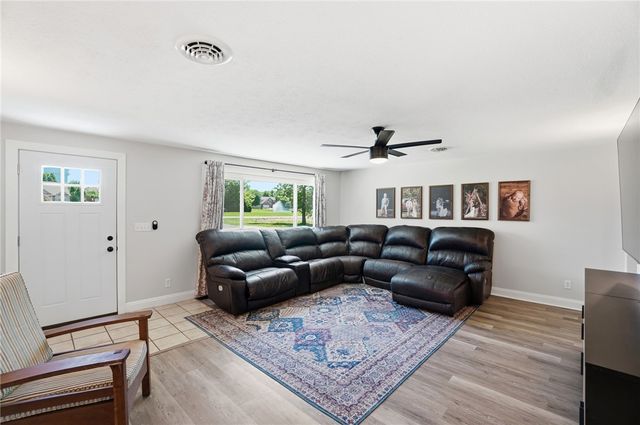 9095 N Bunnell Hill Road, Clearcreek Twp, OH 45458