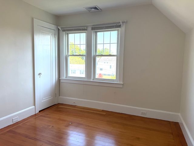34 Caswell Avenue, Newport, RI 02840