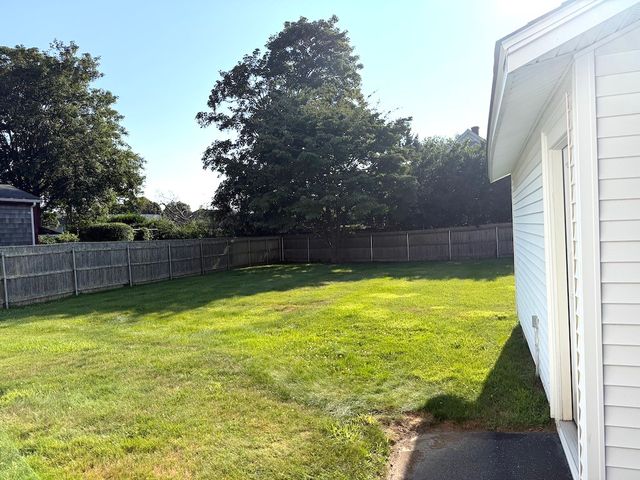34 Caswell Avenue, Newport, RI 02840