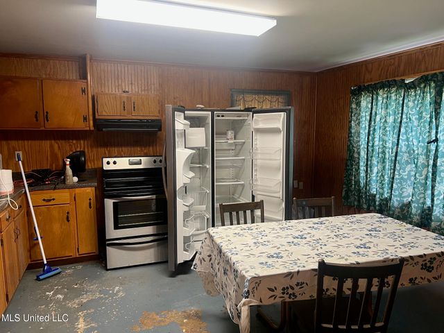 5332 Highway 90, Bay Saint Louis, MS 39520