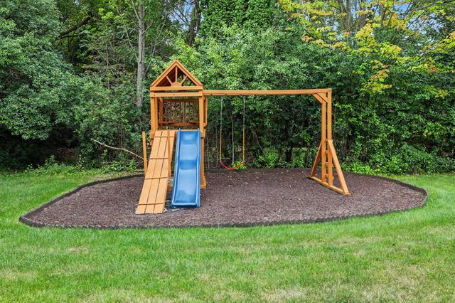 2138 Vail Court, Pittsfield Charter Twp, MI 48108