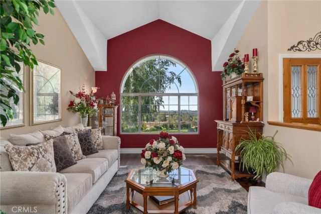 10684 Lakeview Road, Yucaipa, CA 92399