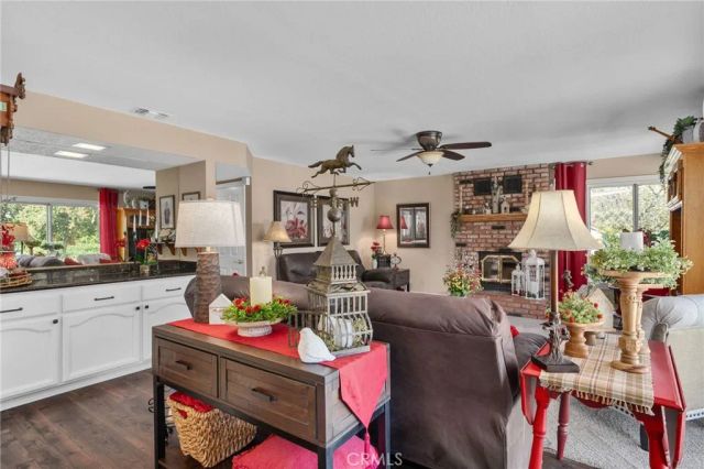 10684 Lakeview Road, Yucaipa, CA 92399