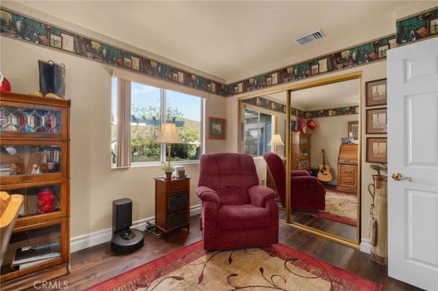 10684 Lakeview Road, Yucaipa, CA 92399