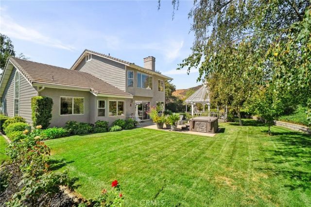 10684 Lakeview Road, Yucaipa, CA 92399