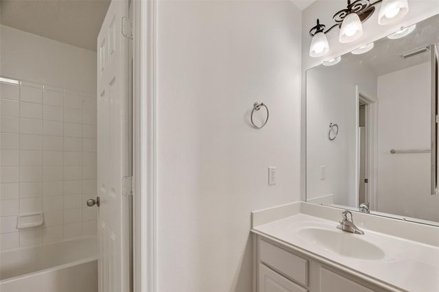 10422 Acacia Forest Trail, Houston, TX 77089