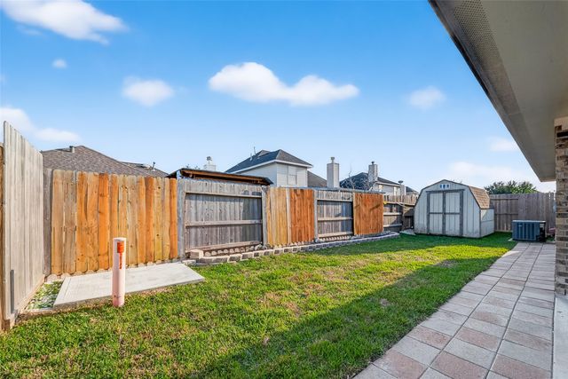 10422 Acacia Forest Trail, Houston, TX 77089