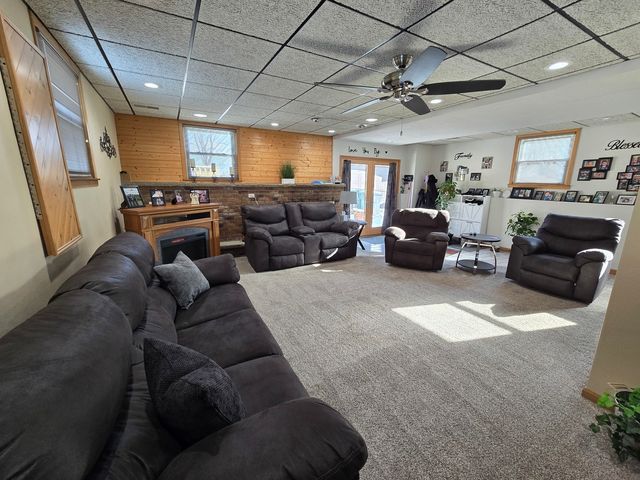 1905 N Hilltop Avenue, Zion, IL 60099