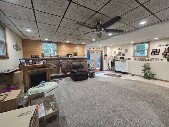 1905 N Hilltop Avenue, Zion, IL 60099